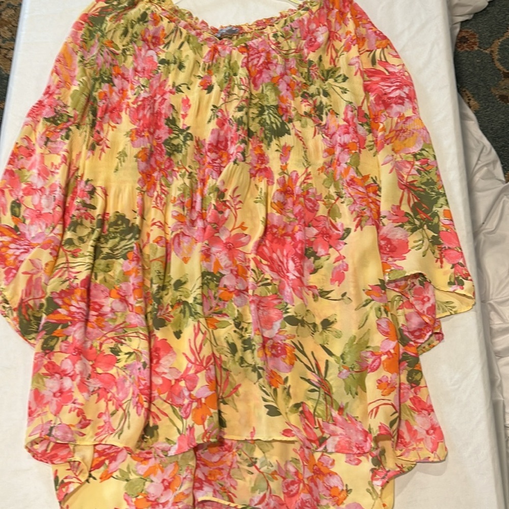 Floral & Ivy Yellow and Pink Women's Tunic Style Blouse ruffled neck like new - Picture 5 of 5